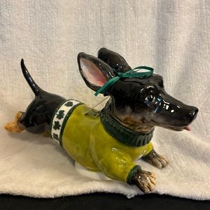Blue Sky Clayworks St. Patrick’s Day Dachshund Running Statue Figurine NEW